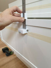 Load image into Gallery viewer, Shaker door Handle jig toledo Ruler 300mm Festool kitchen installation

